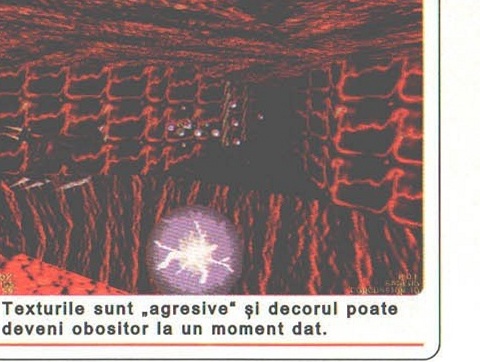 Descent II — a lit cave-like corridor with a purple explosion, with the printed caption strip: "Texturile sunt „agresive" și decorul poate deveni obositor la un moment dat."
