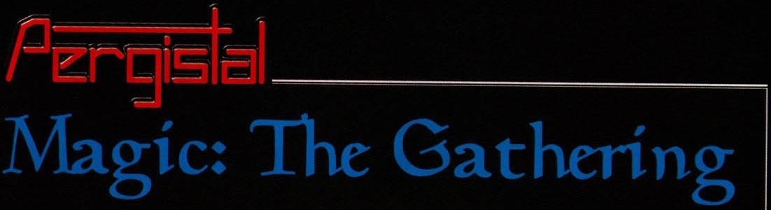 Antetul paginii: wordmark-ul roșu „Aergistal" și, dedesubt, titlul „Magic: The Gathering" cules cu literă ornamentală albastră.